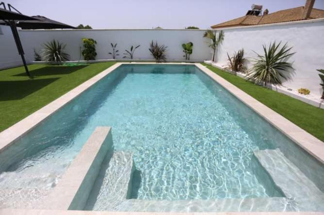 Apartamentos La Mar Sala Piscina Compartida 科尼尔-德拉弗龙特拉 外观 照片