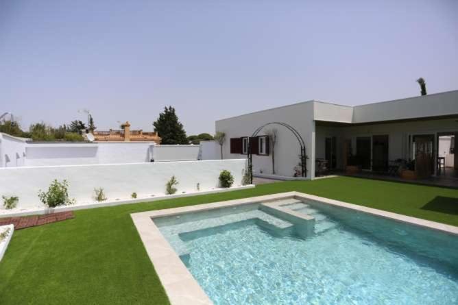 Apartamentos La Mar Sala Piscina Compartida 科尼尔-德拉弗龙特拉 外观 照片