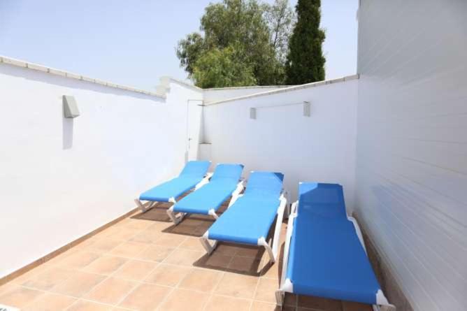 Apartamentos La Mar Sala Piscina Compartida 科尼尔-德拉弗龙特拉 外观 照片