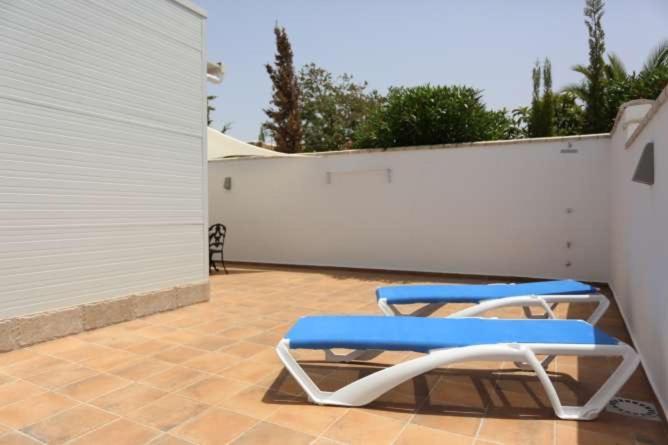 Apartamentos La Mar Sala Piscina Compartida 科尼尔-德拉弗龙特拉 外观 照片